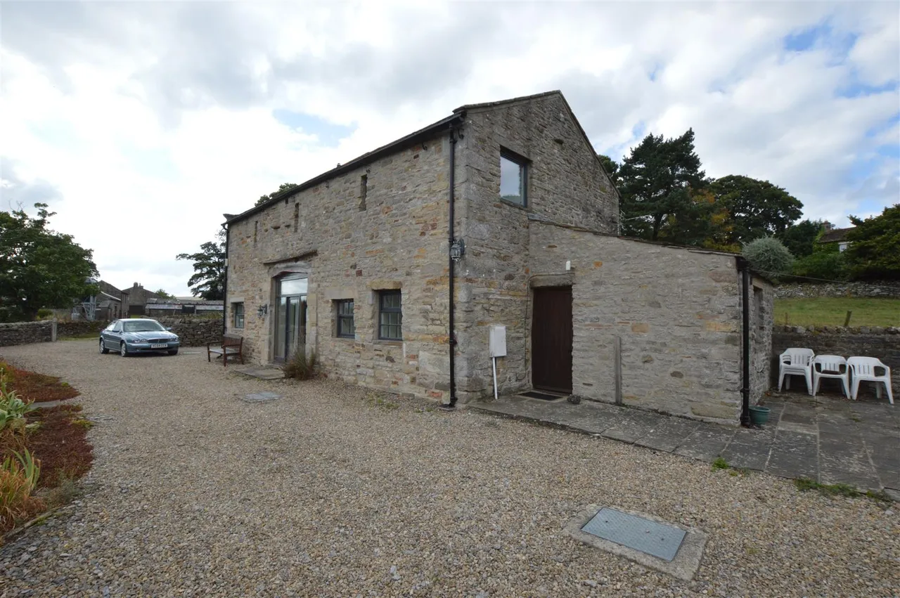 Oak Grange Barn and Annexe, Melmerby, photo 2