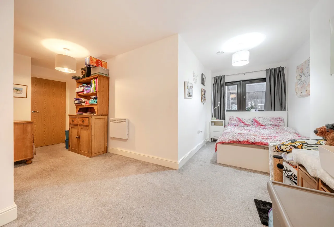 Whitchurch Lane, Bristol, BS14 0TL, photo 8