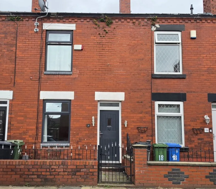 2 bed house for sale, Holyoake Street, Droylsden, M43