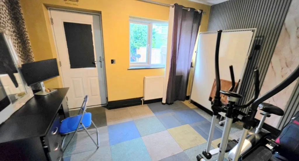 Holyoake Street, Droylsden, M43, photo 9