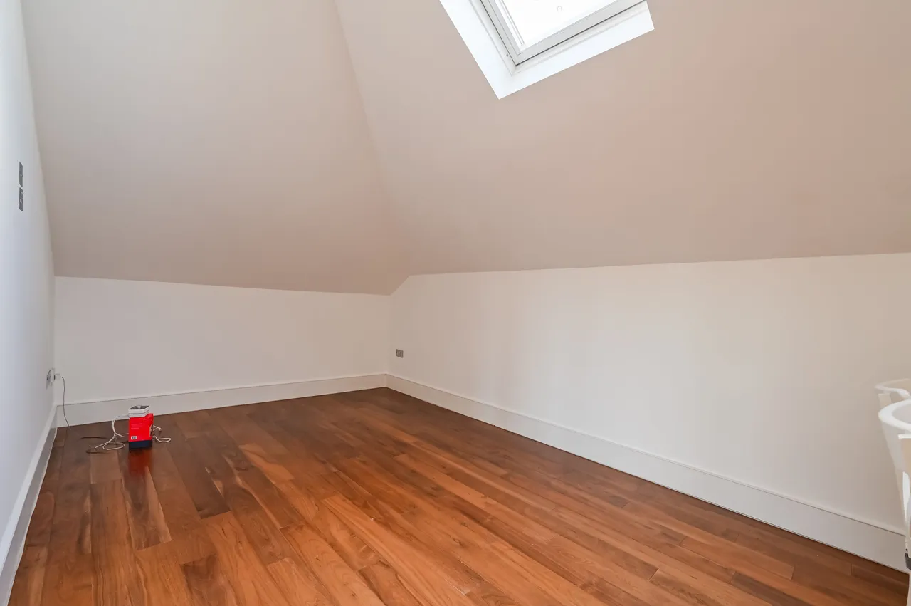 Flat 3, 97 Finsbury Park Road, London, photo 10