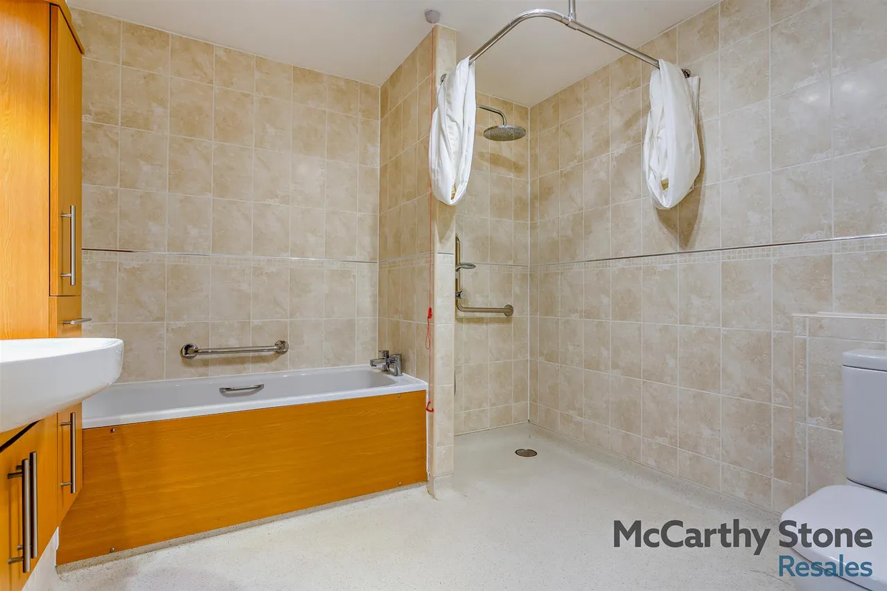 Barnhill Road, Chipping Sodbury, BS37, photo 7