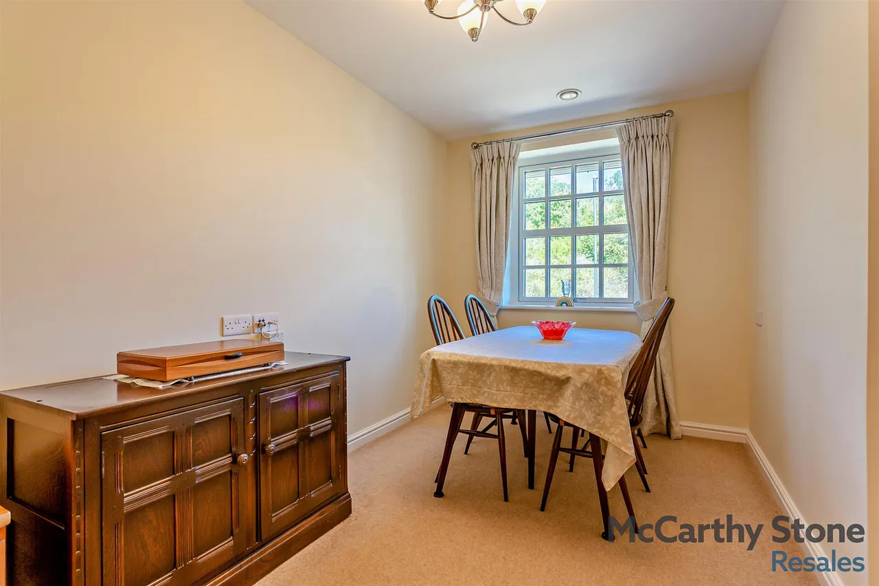 Barnhill Road, Chipping Sodbury, BS37, photo 3