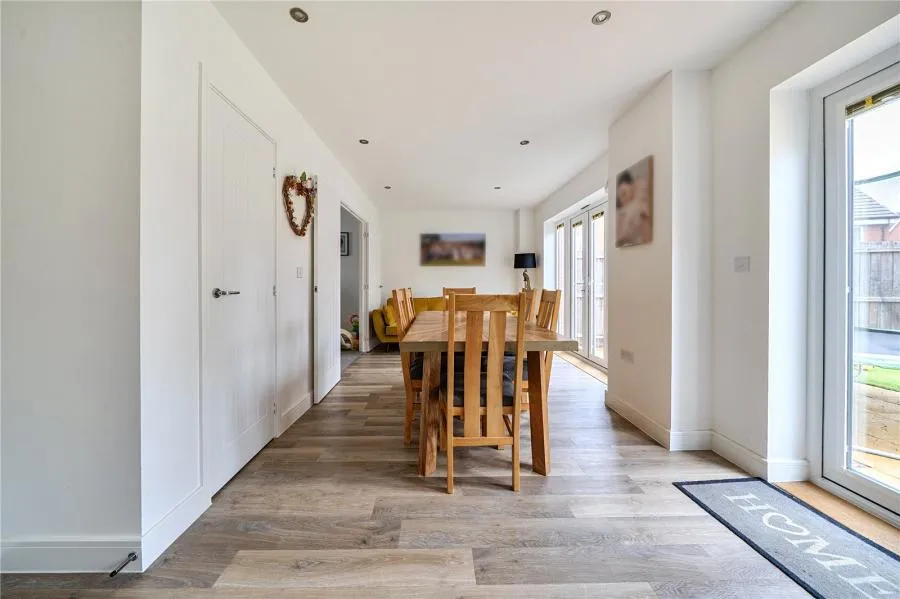 Vale View Road, Sproughton, IP8, photo 6