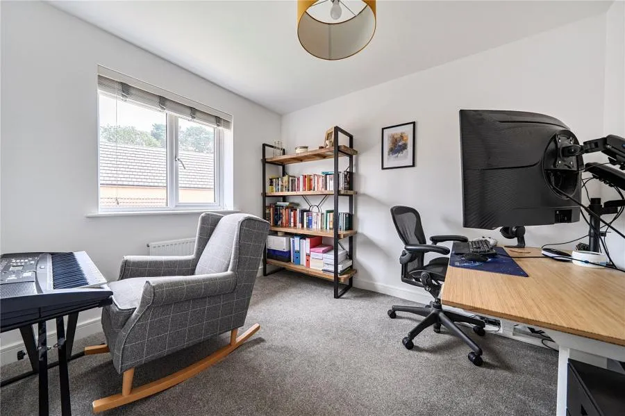 Vale View Road, Sproughton, IP8, photo 12