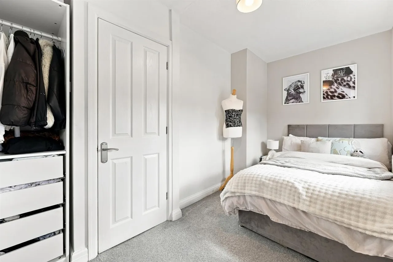 Loxley Close, Macclesfield, photo 17