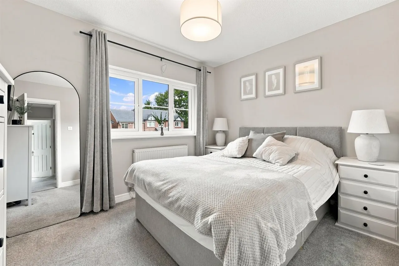 Loxley Close, Macclesfield, photo 12