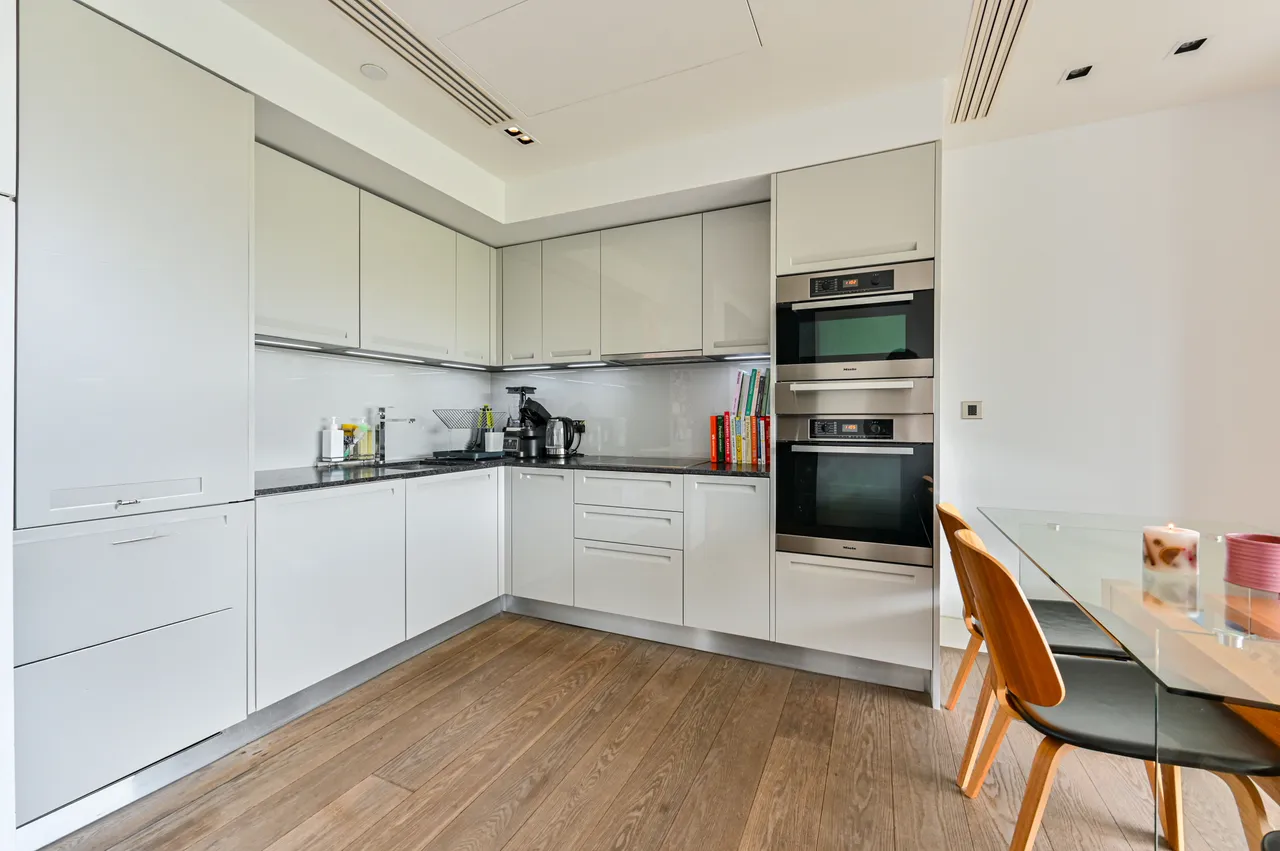 Flat 32, Wolfe House, London, photo 5