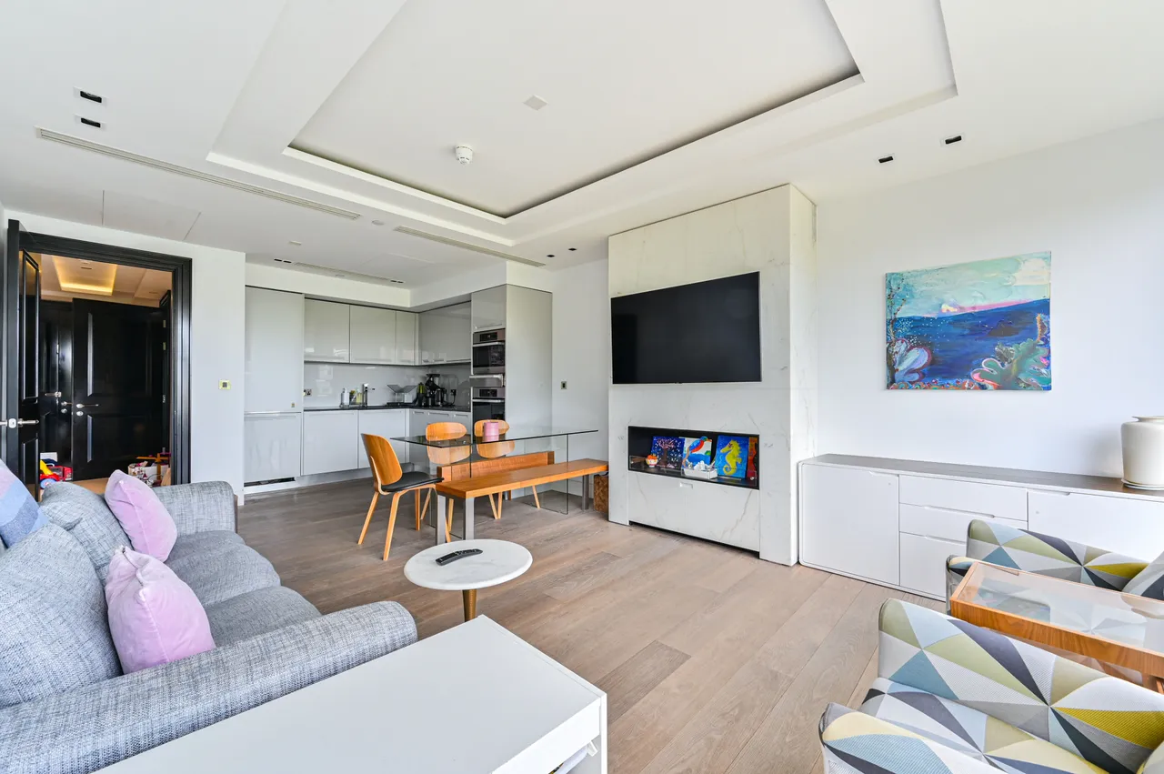 Flat 32, Wolfe House, London, photo 6