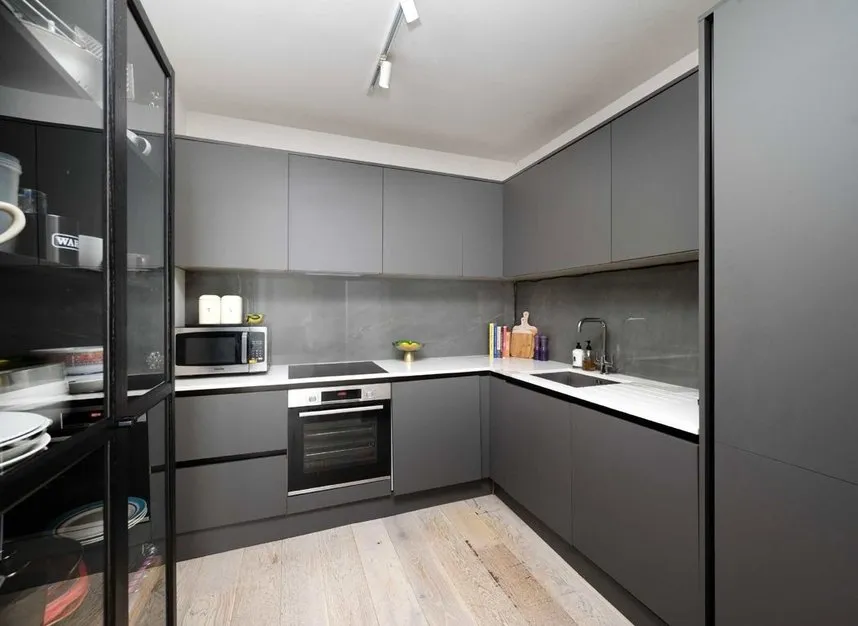 Adams Close, Finchley, N3, photo 8