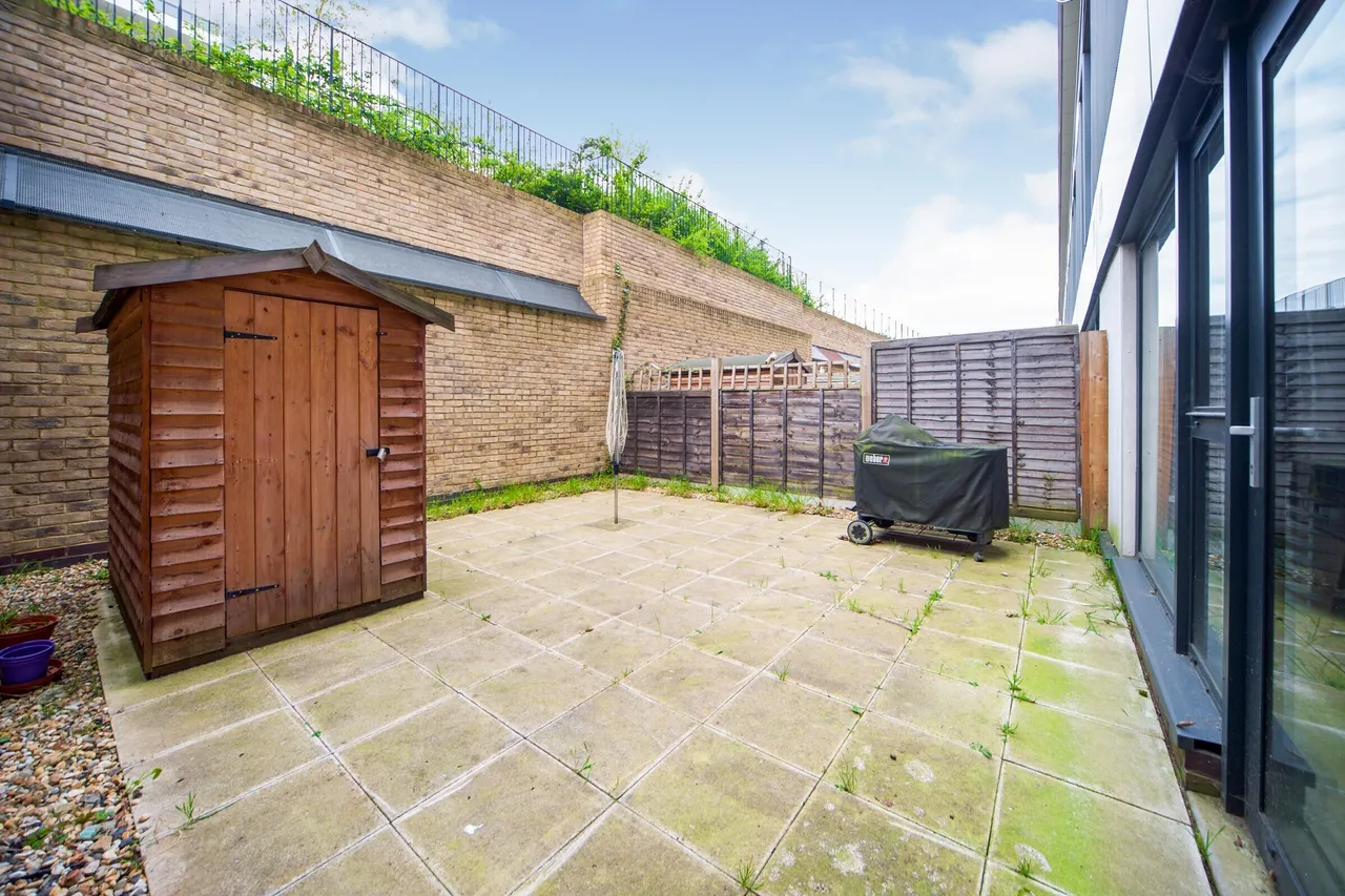 Parade Gardens, Chingford, E4, photo 7
