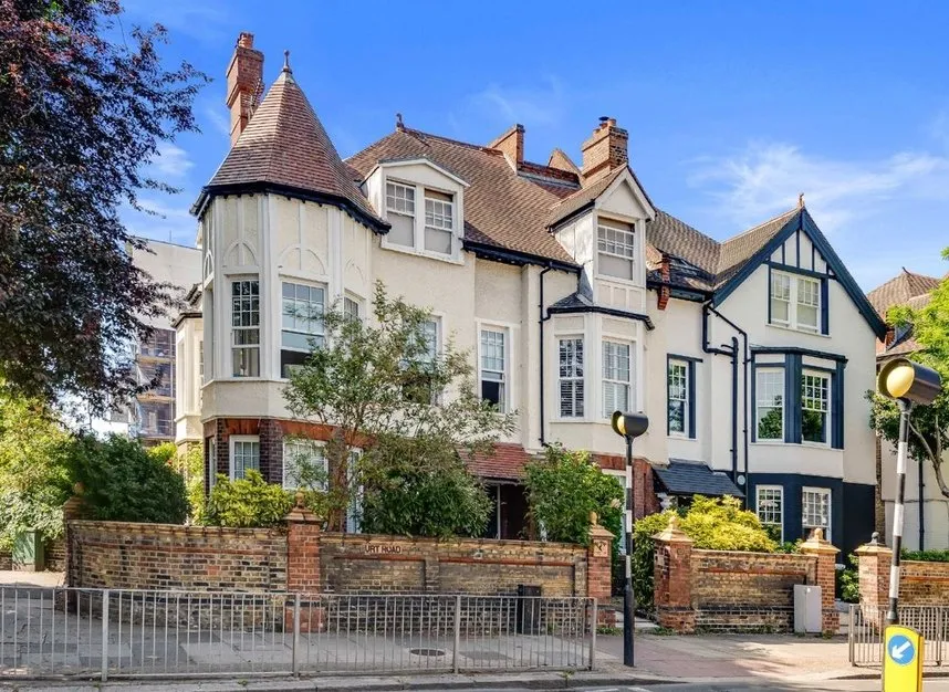 2 bed flat for sale — Sutton Court Road, Chiswick, W4