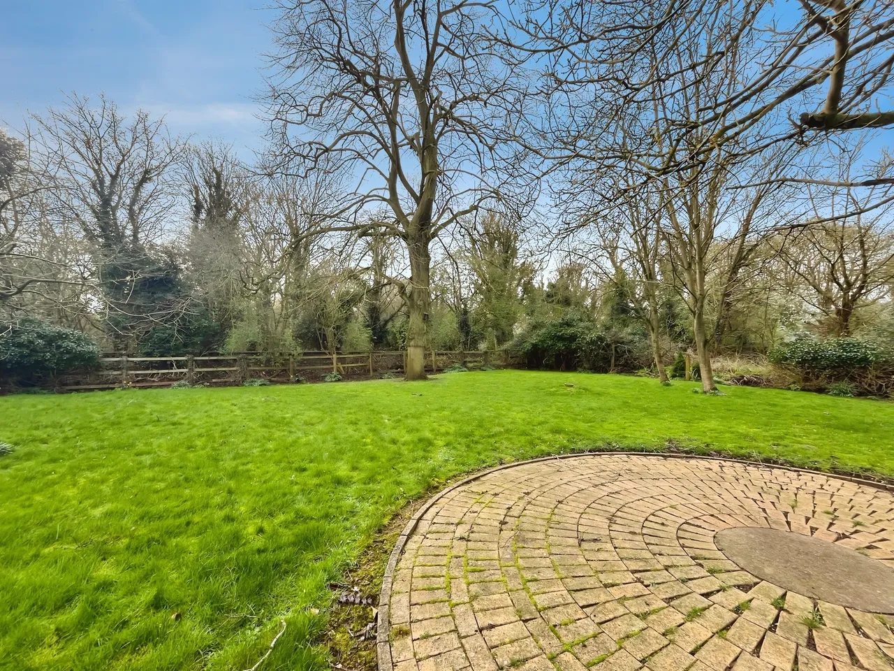 Lion Yard Huntingdon, PE26, photo 5