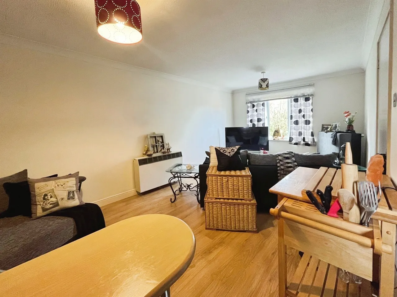 2 bed house for sale, Lion Yard Huntingdon, PE26