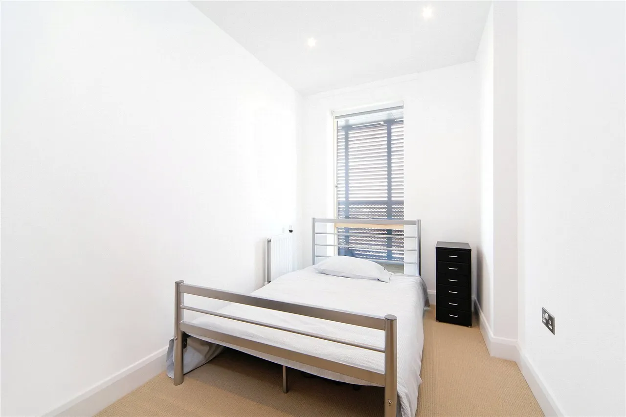 Barry Blandford Way, London, E3, photo 8