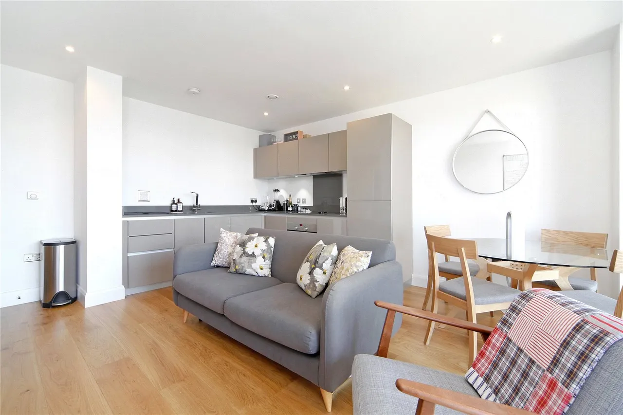 Barry Blandford Way, London, E3, photo 5