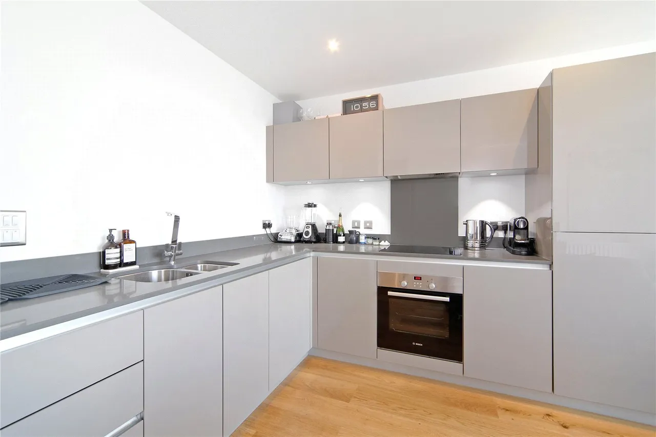 Barry Blandford Way, London, E3, photo 4