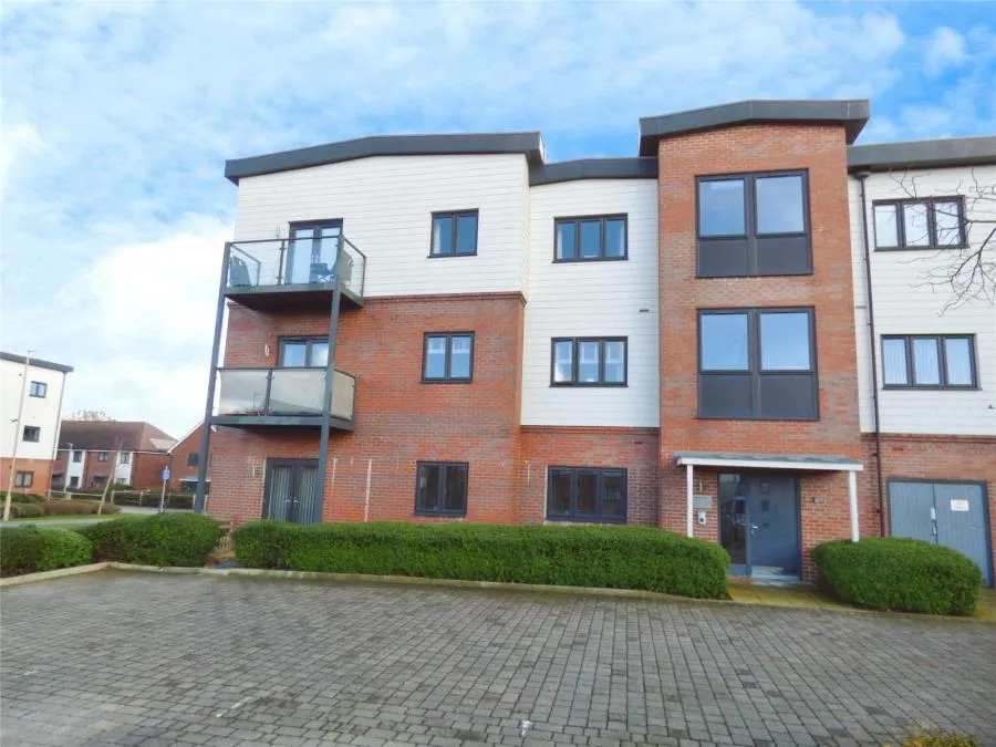 Claypit Copse, Bursledon, SO31, photo 9