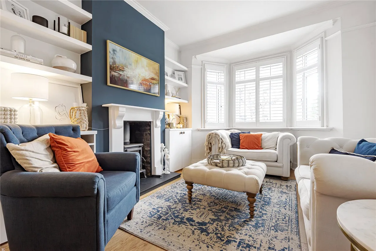 Priory Road, Hampton, London, TW12 2NT, photo 2
