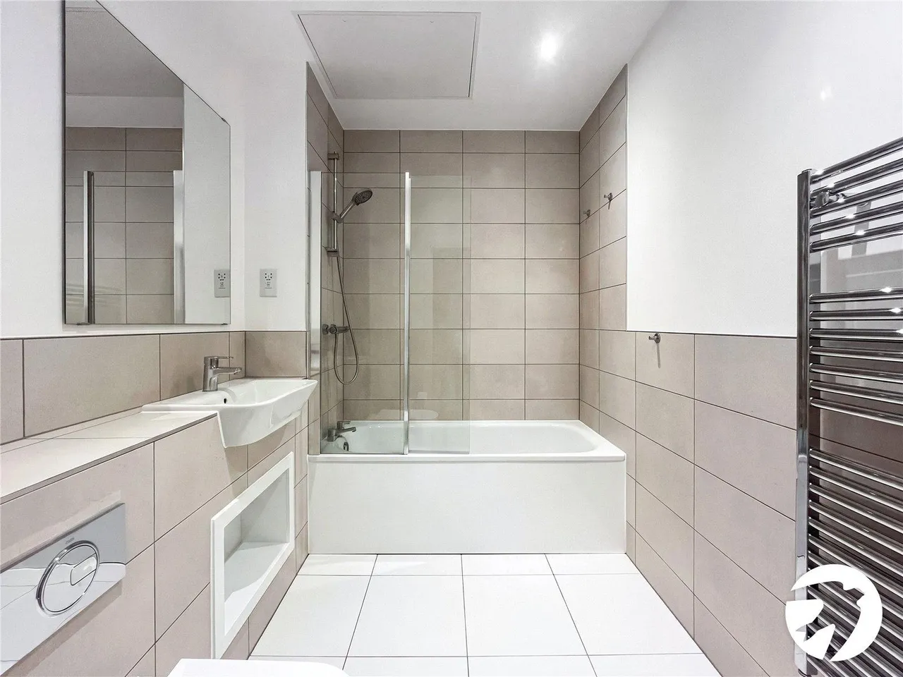 Wills Crescent, Leybourne, ME19, photo 11