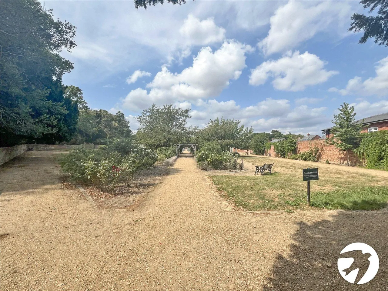 Wills Crescent, Leybourne, ME19, photo 19