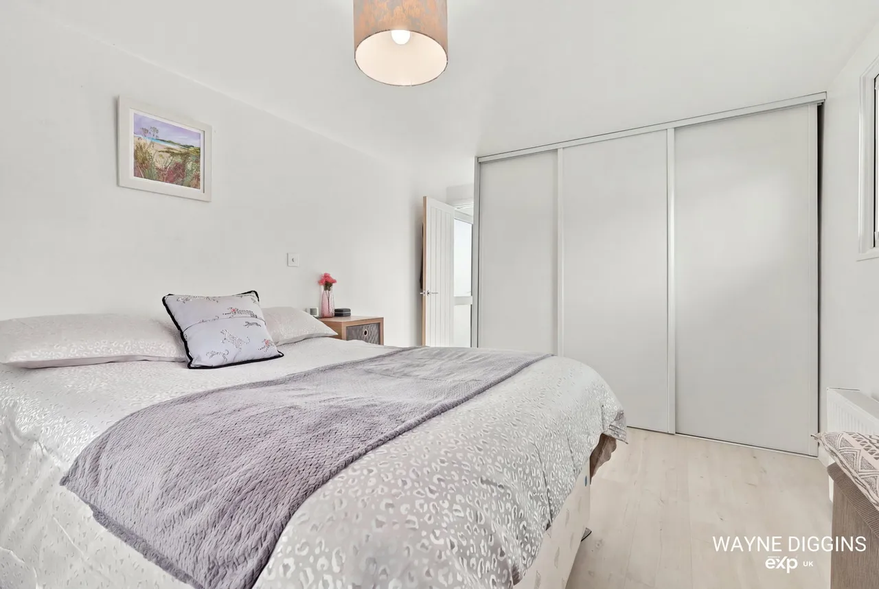 Second Avenue, Kingsleigh Park Homes, SS7, photo 13