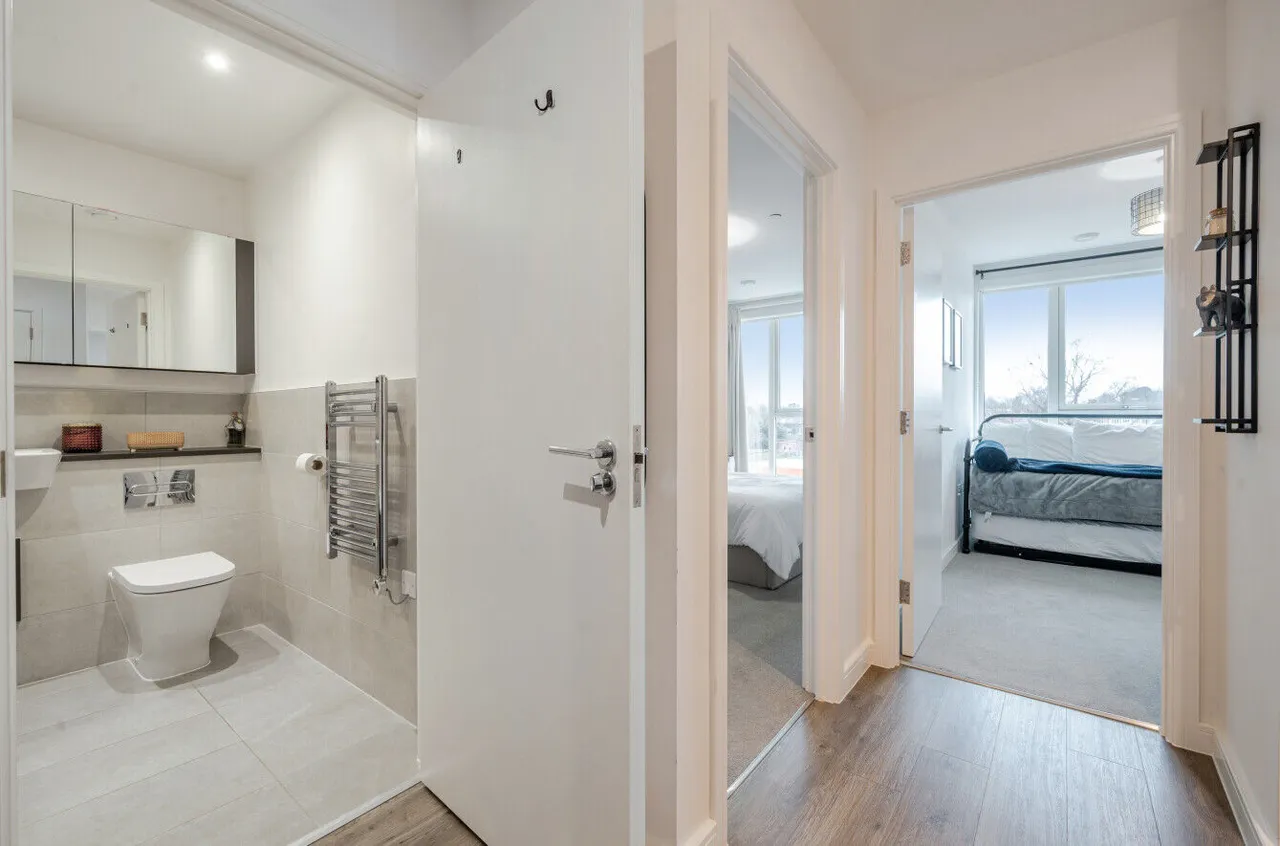 Acton, W3, photo 11