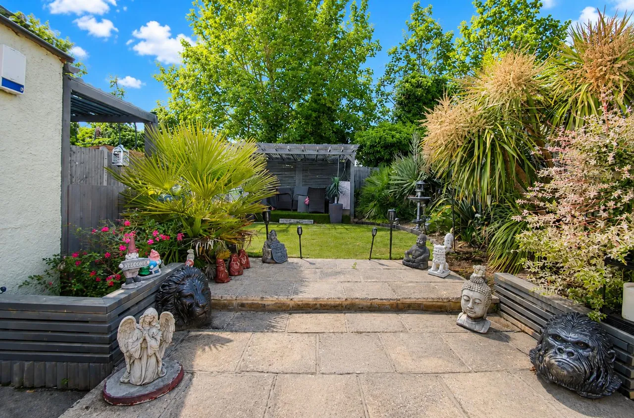 Toplands Avenue, South Ockendon, RM15, photo 9