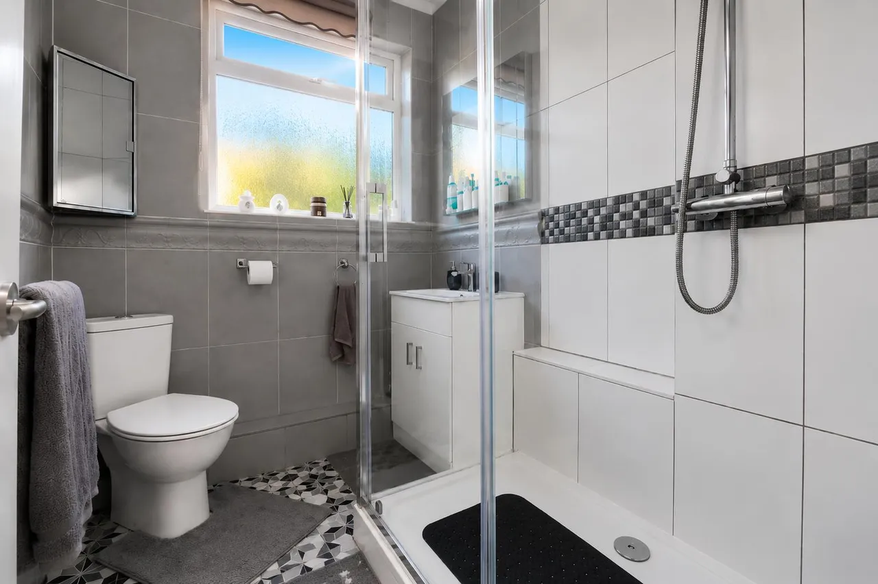 Toplands Avenue, South Ockendon, RM15, photo 5