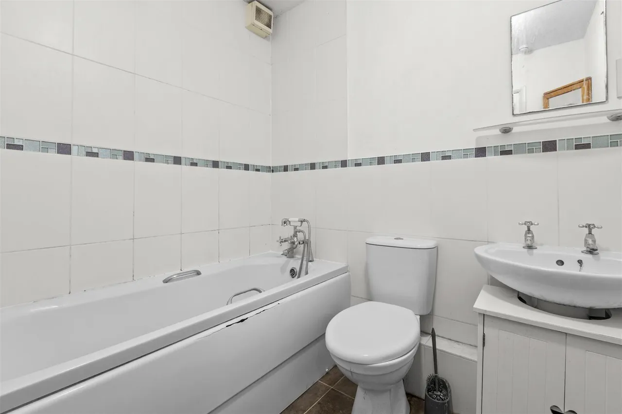 Birinus Close, High Wycombe, HP12, photo 6