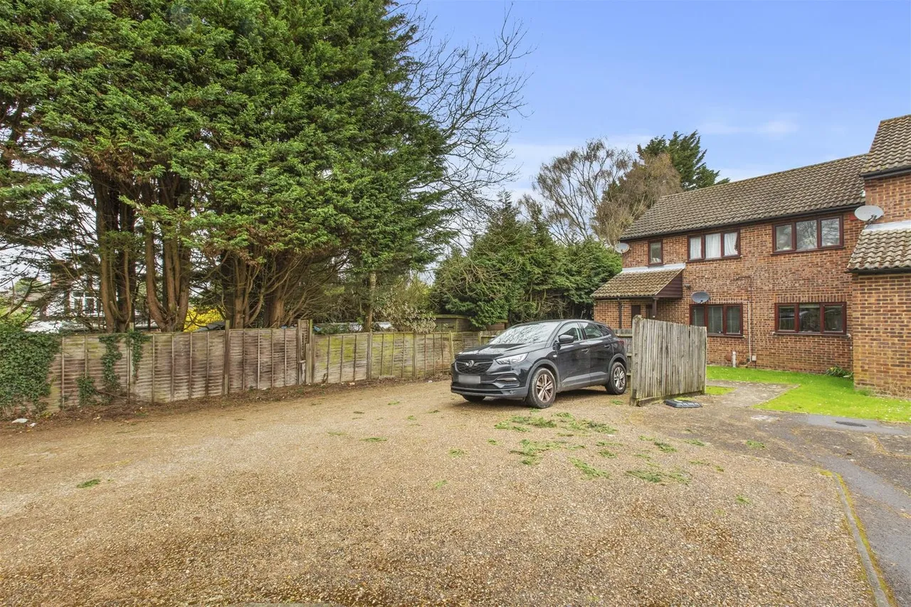 Birinus Close, High Wycombe, HP12, photo 12