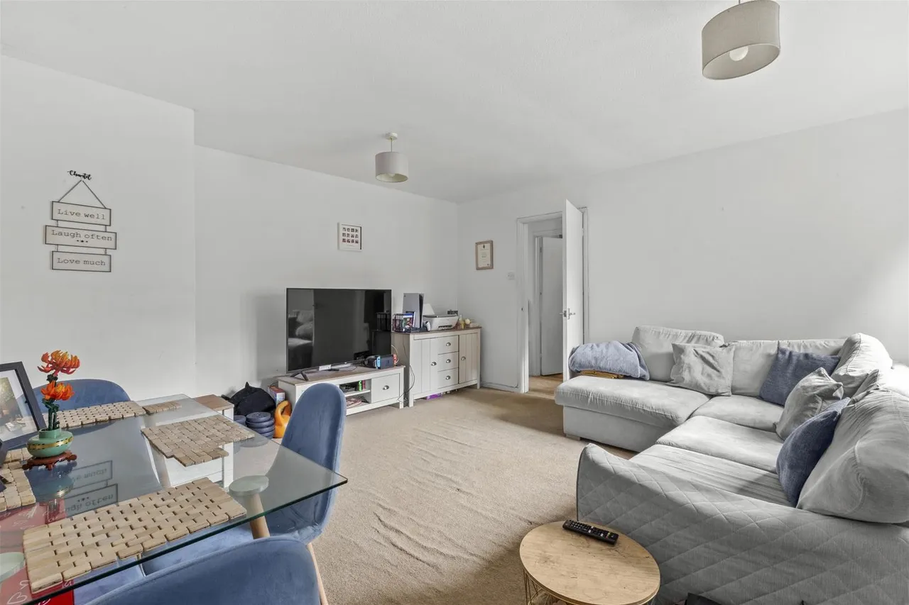 Birinus Close, High Wycombe, HP12, photo 2