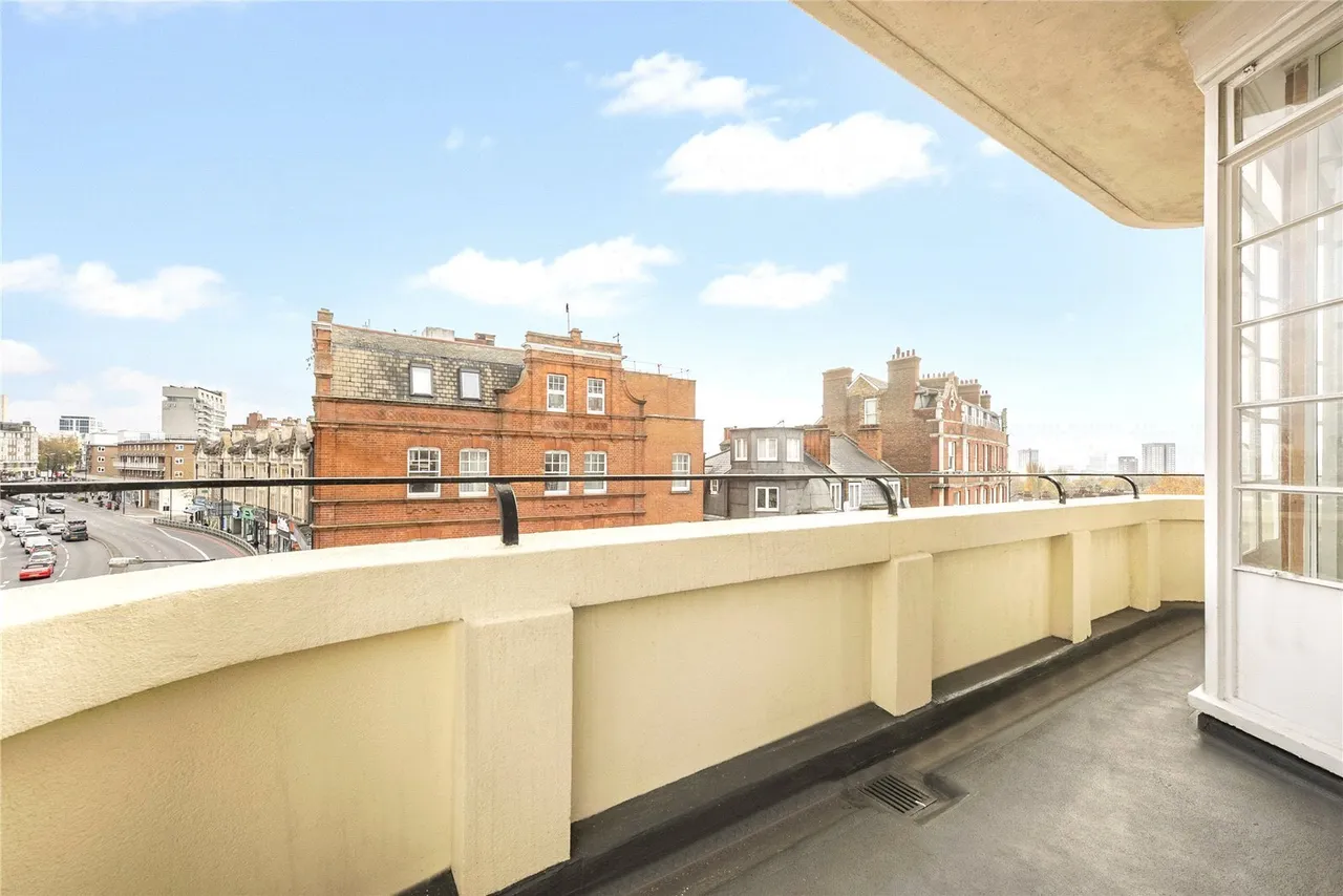 Finchley Road, Swiss Cottage, NW3, photo 6