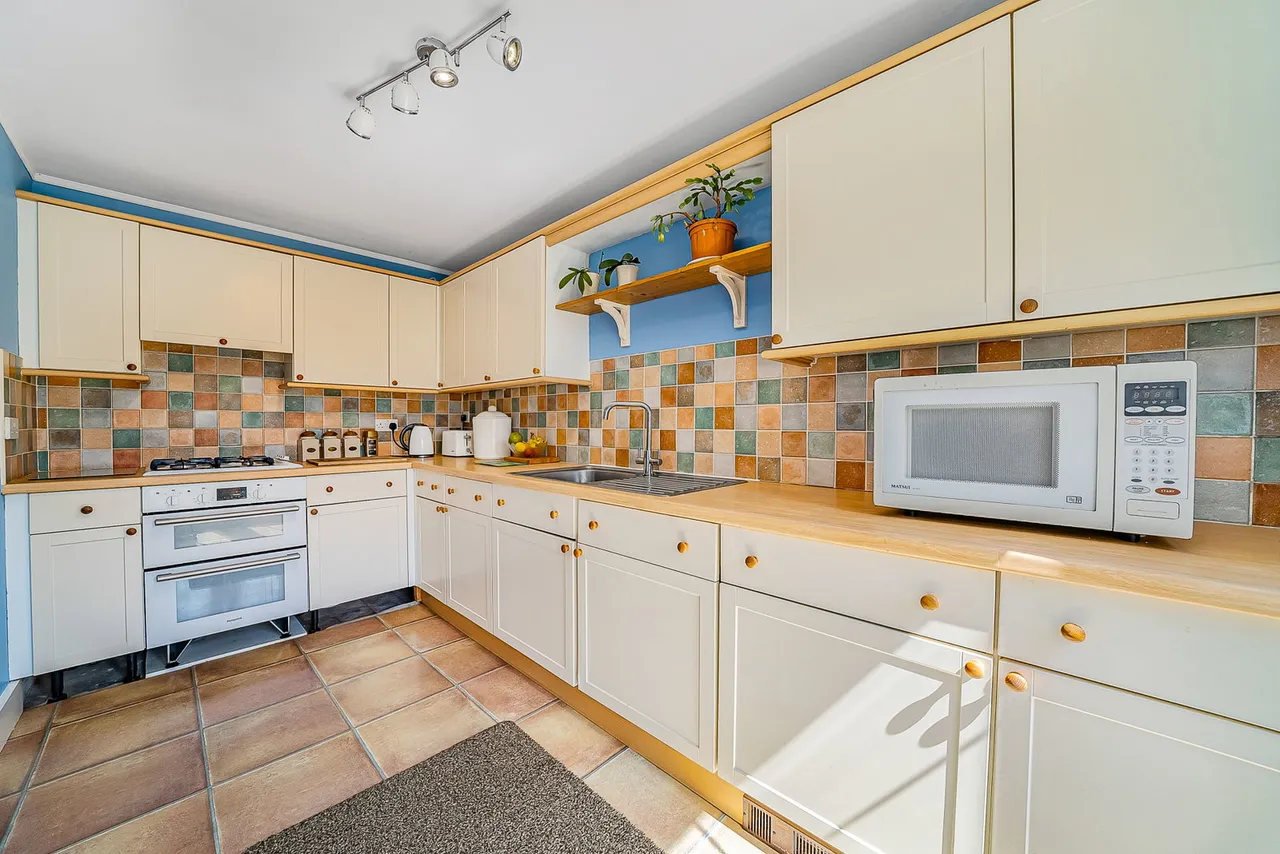 Mead Road, Edenbridge, TN8, photo 13