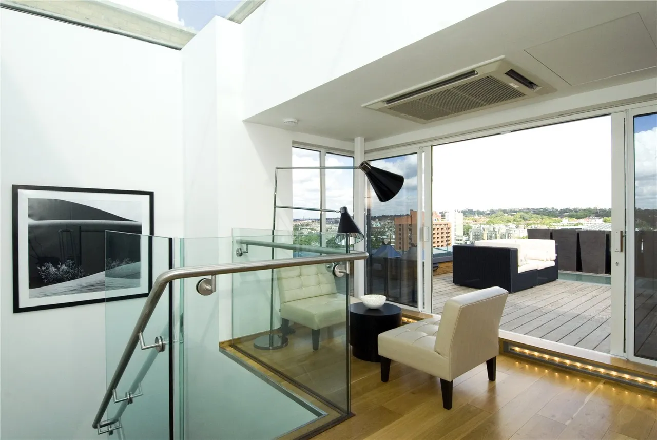 Boydell Court, St John's Wood Park, NW8, photo 10