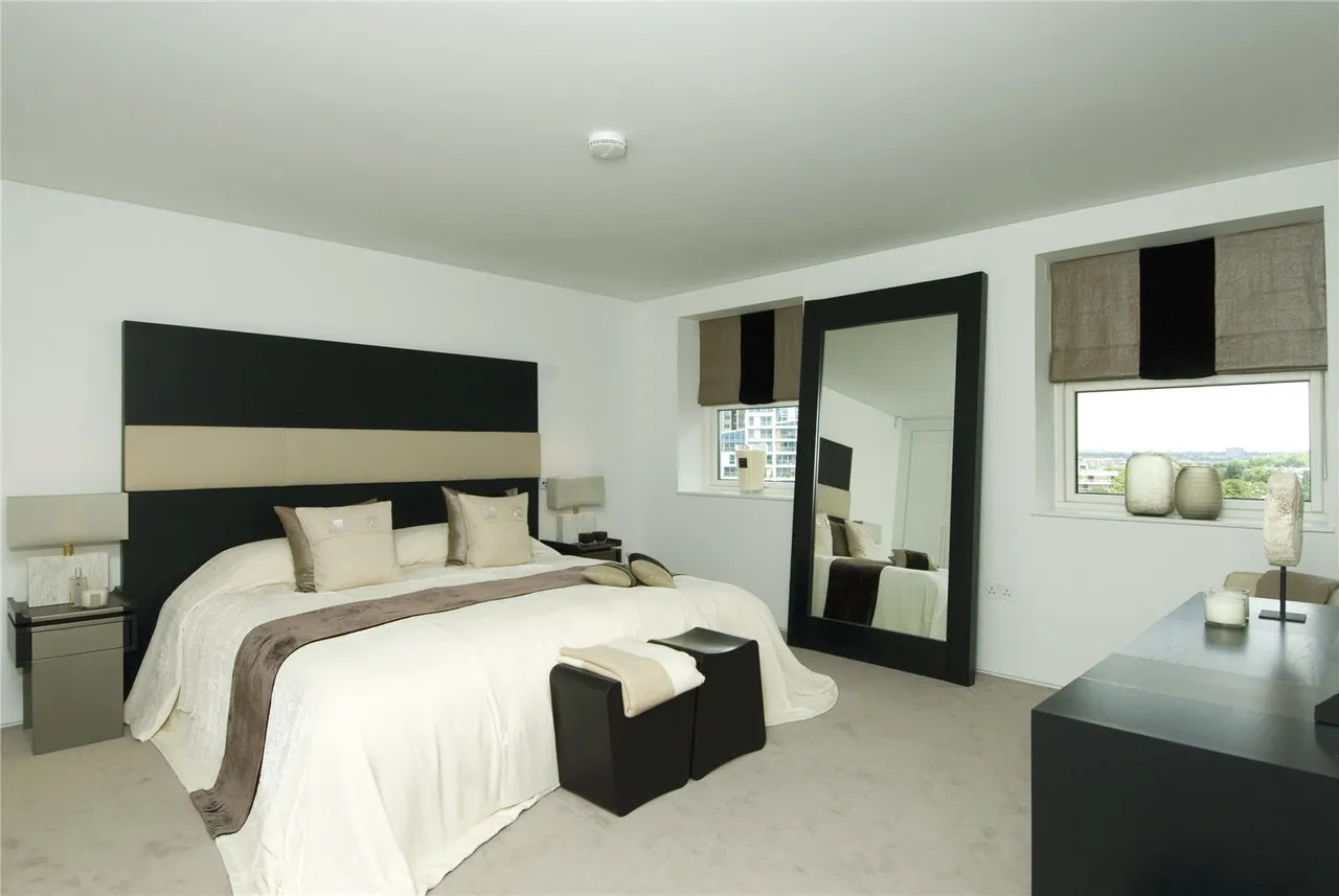 Boydell Court, St John's Wood Park, NW8, photo 4