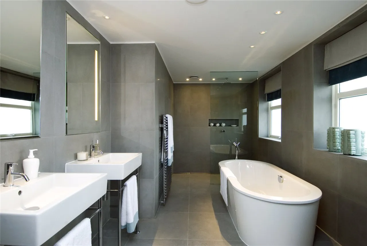 Boydell Court, St John's Wood Park, NW8, photo 5
