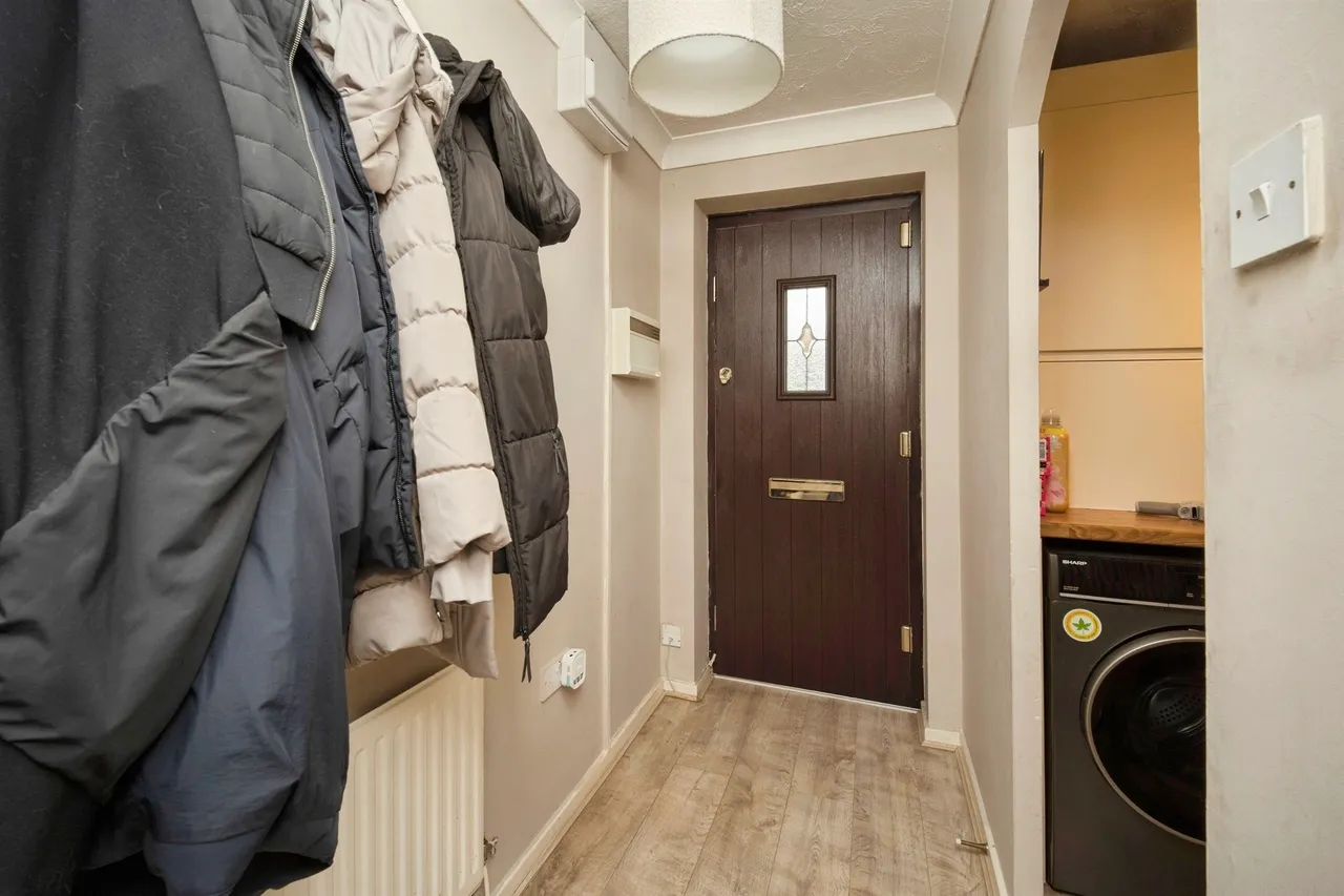 Avern Close, Tipton, DY4, photo 17