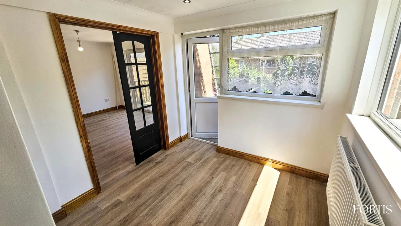 Beechley Drive, Cardiff, CF5, photo 8