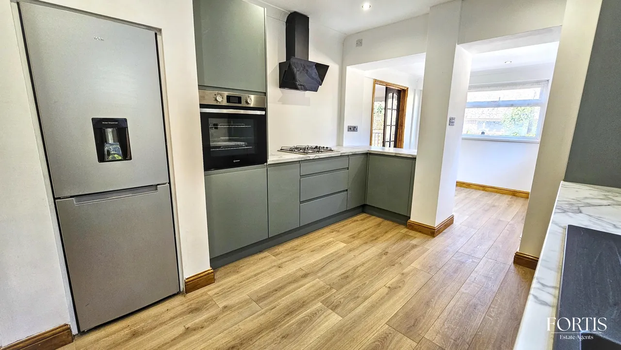 Beechley Drive, Cardiff, CF5, photo 5