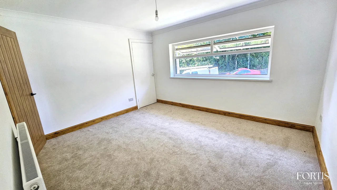 Beechley Drive, Cardiff, CF5, photo 10