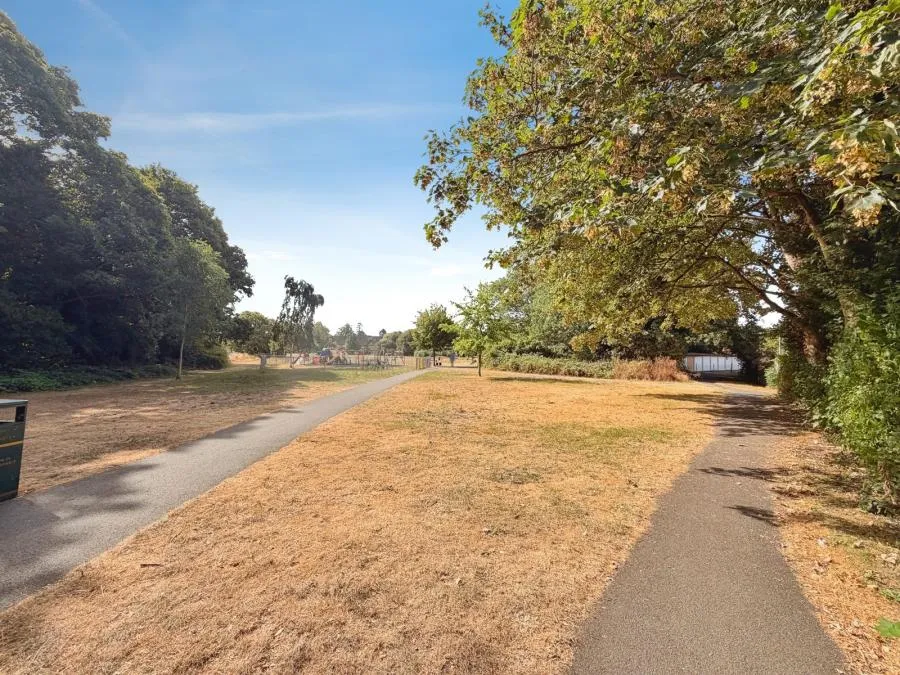 Whites Row, Kenilworth, CV8, photo 11
