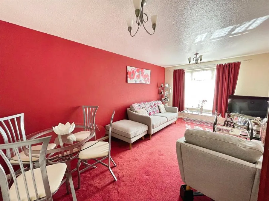 Whites Row, Kenilworth, CV8, photo 5