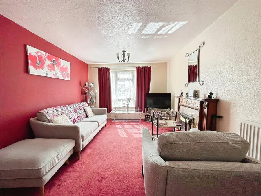 Whites Row, Kenilworth, CV8, photo 3