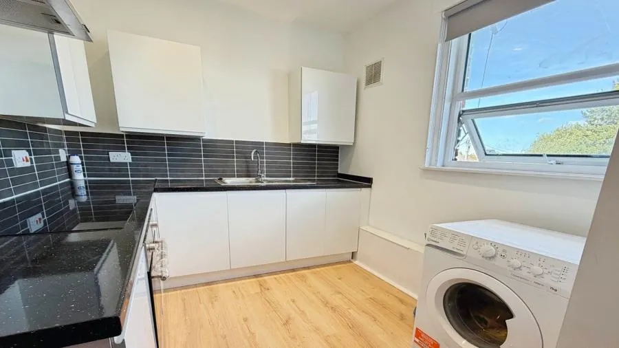 Hambridge Road, Newbury, RG14, photo 4