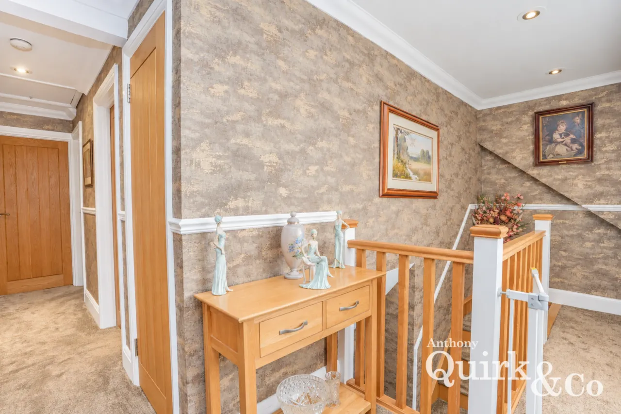 Runnymede Road, Canvey Island, SS8, photo 17