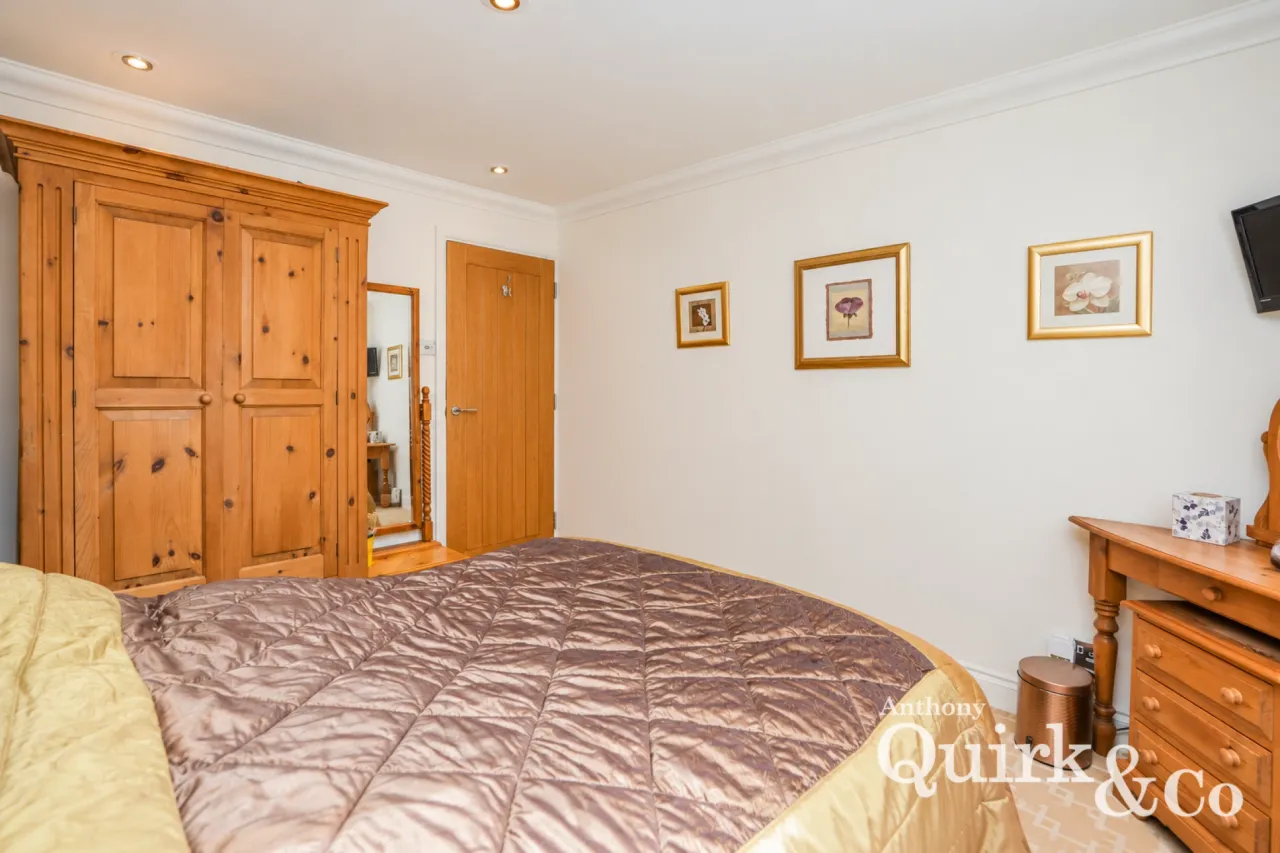 Runnymede Road, Canvey Island, SS8, photo 23