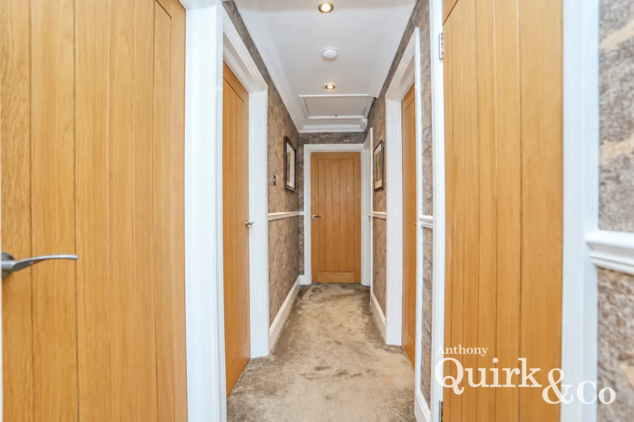 Runnymede Road, Canvey Island, SS8, photo 18
