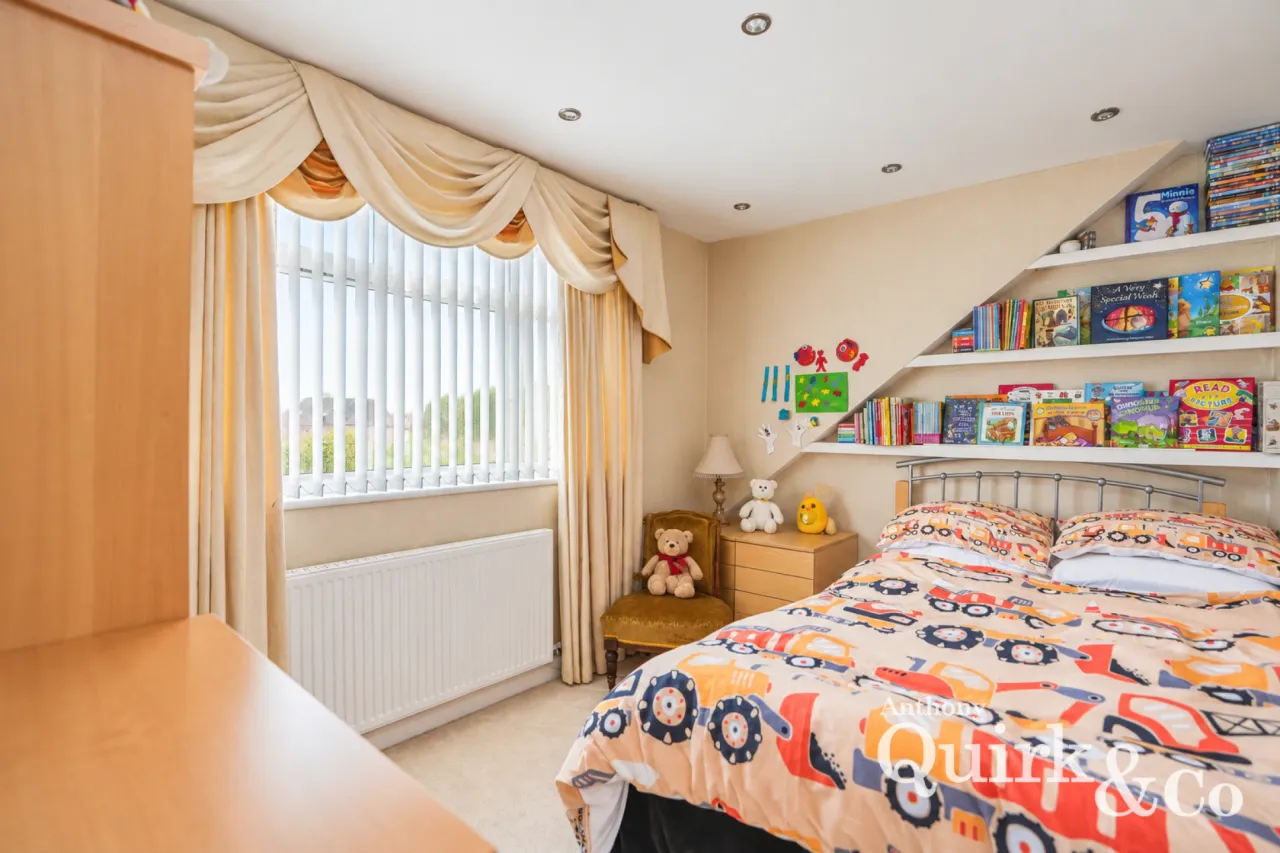 Runnymede Road, Canvey Island, SS8, photo 24