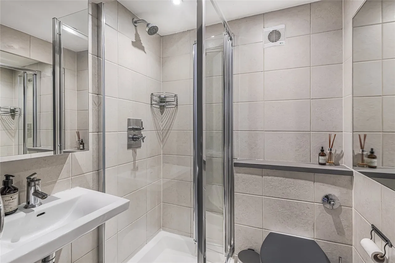 Furness Road, Fulham, London, SW6, photo 15